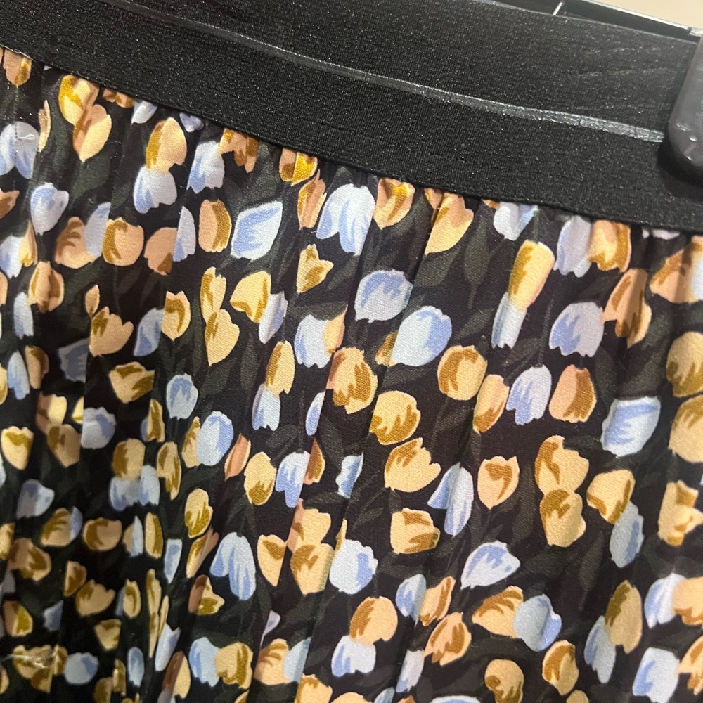 Chic Multicolor A-Line Skirt - Picture 2 of 6